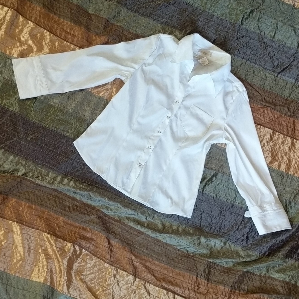 ⭐️4-four $25!⭐️ Antilia Femme dress shirt
